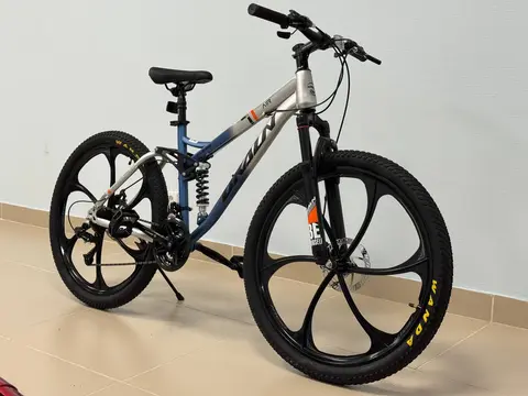 Горный велосипед DKALN 688, 26", серебристый, общий вид