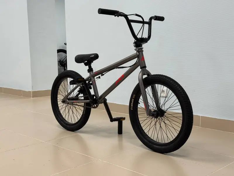 Велосипед MD 200, 20", серый, общий вид